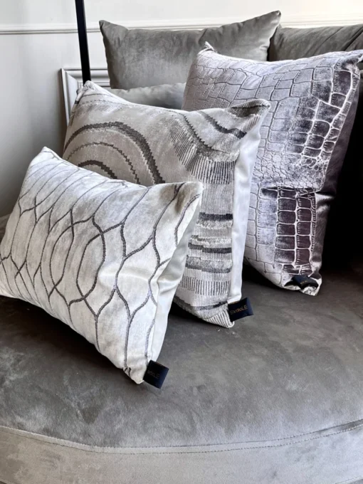 Studio LE - Poef / Kussens Combinatie Set - Obsessed - Afbeelding 3
