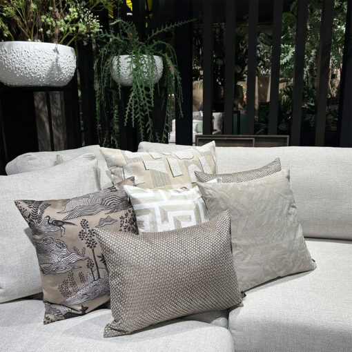 Pot & Vaas - Kussen Spot Taupe L50 B35 - Afbeelding 2