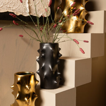 oswaldo gold round shaped ceramic pot bulges low