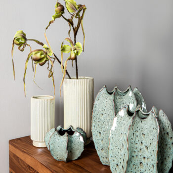 eviera pearl shiny glazed ceramic pot ribbed round
