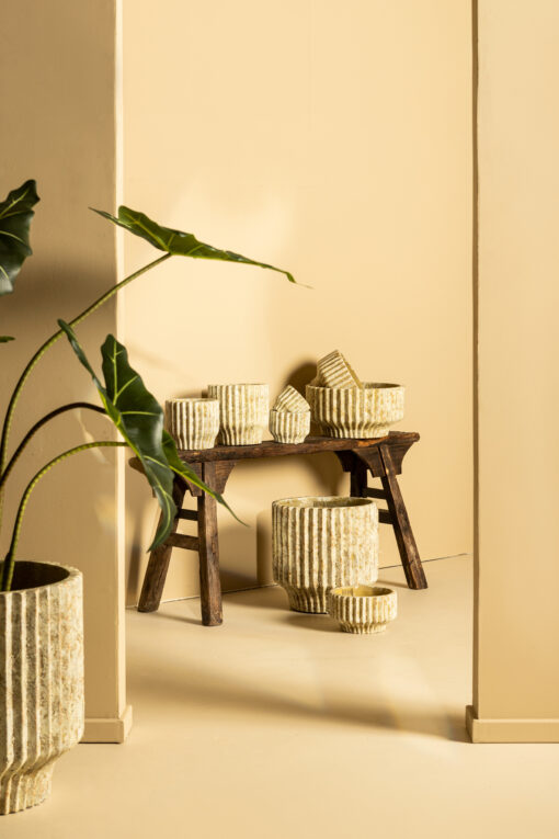 gabriel cream cement pot round lines low l